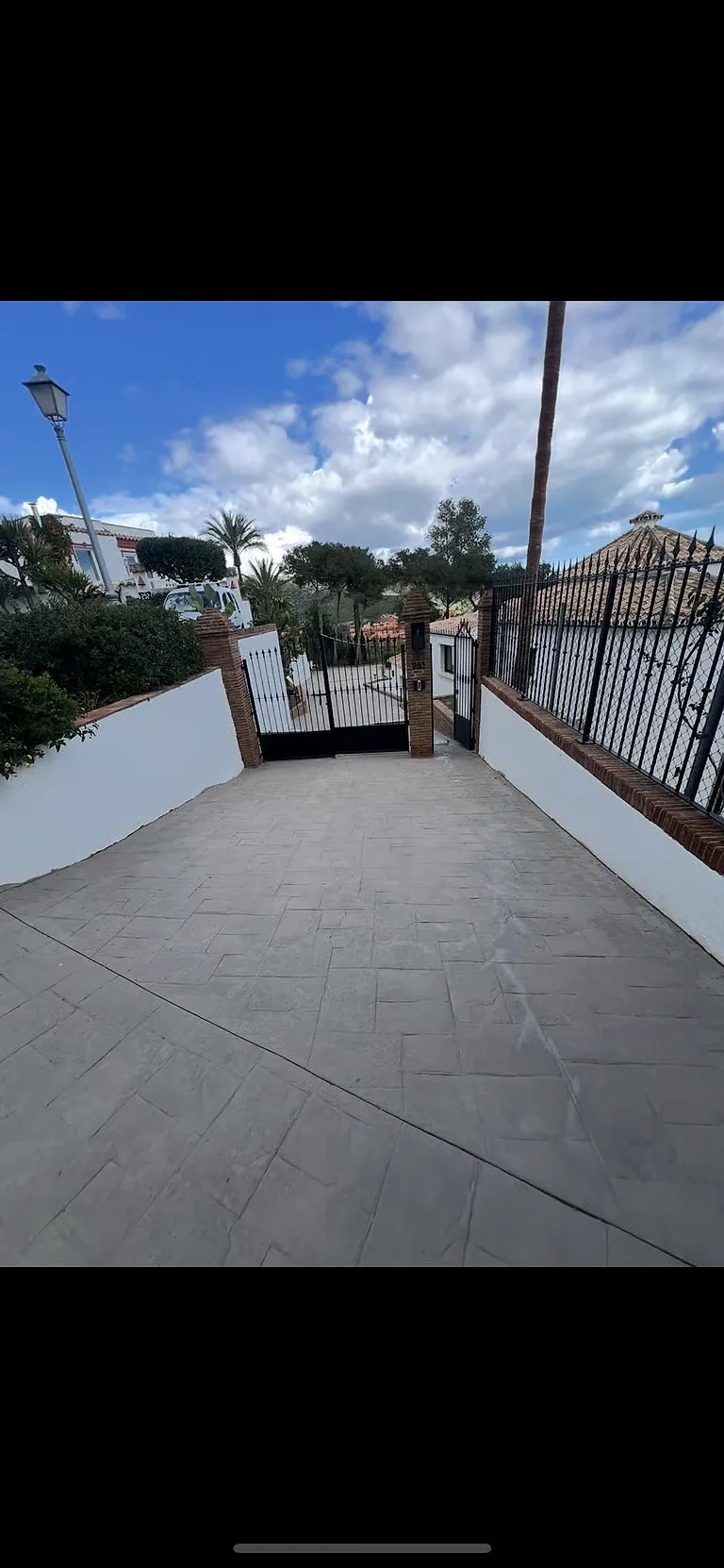 Second view of the driveway after resurfacing